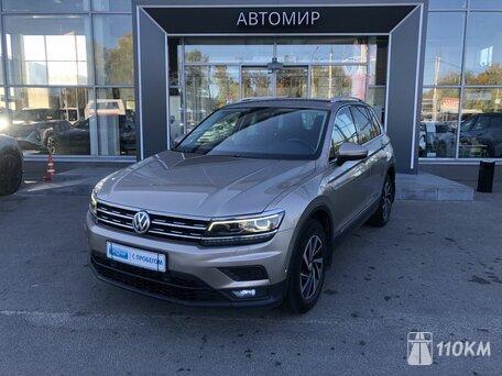Volkswagen, Tiguan, 2000, 180, бензин, внедорожник, робот, полный привод, среднее состояние, левый, бежевый, 2 400 000 ₽