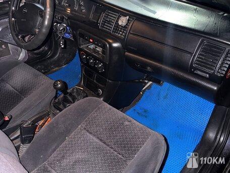 Opel, Vectra, 1600, 101, бензин, седан, механика, передний привод, среднее состояние, левый, серый, 100 000 ₽