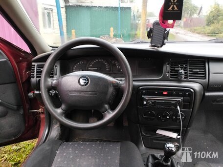 Opel, Vectra, 1800, 125, бензин, седан, механика, передний привод, среднее состояние, левый, красный, 370 000 ₽