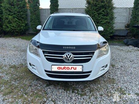 Volkswagen, Tiguan, 1400, 122, бензин, внедорожник, механика, передний привод, среднее состояние, левый, белый, 725 000 ₽