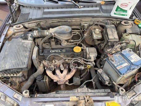 Opel, Vectra, 1600, 101, бензин, седан, механика, передний привод, среднее состояние, левый, фиолетовый, 60 000 ₽