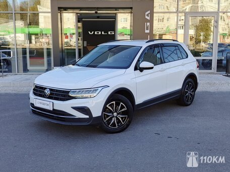 Volkswagen, Tiguan, 1400, 150, бензин, внедорожник, механика, передний привод, среднее состояние, левый, белый, 2 650 000 ₽
